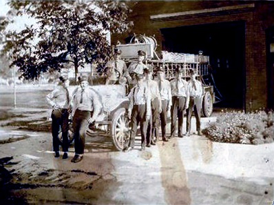 members of the Fort Worth Fire Department in front of Lipscomb Station Number 10