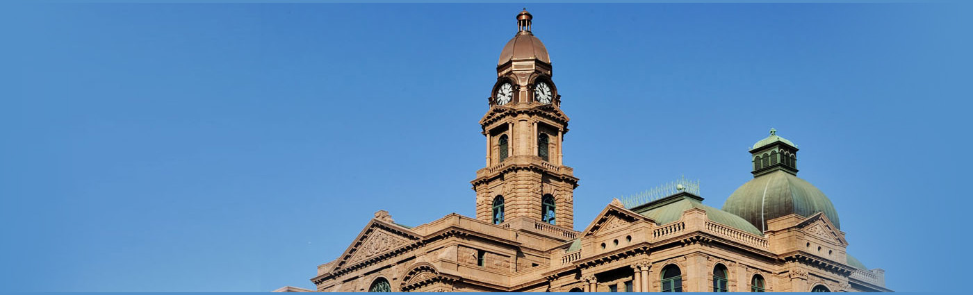 Image of Old Court House (Blue Background)