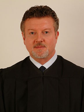 Judge_Tom_Lowe